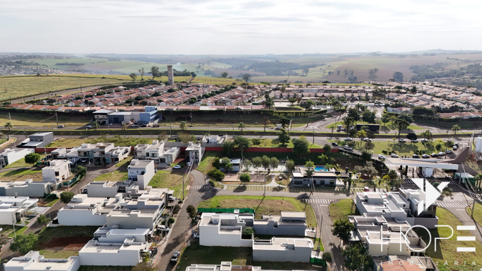 Casa térrea 3 quartos (suíte c/ closet) | Área gourmet + Condomínio Heimtal Park – Londrina