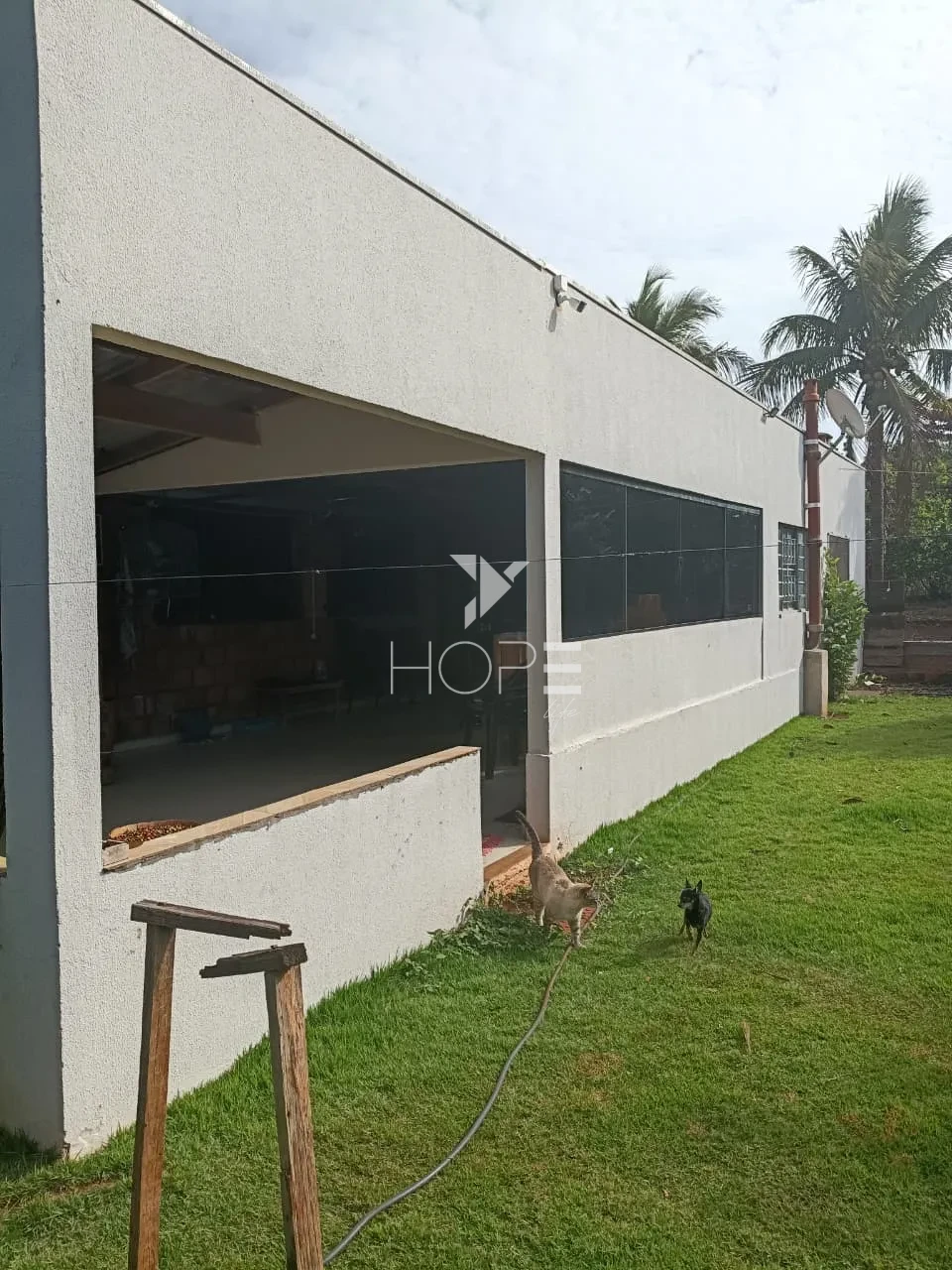 Imagens do imóveis Chácara à venda - 3 quartos - 1 suíte - área gourmet - próxima à represa - Alvorada do Sul PR