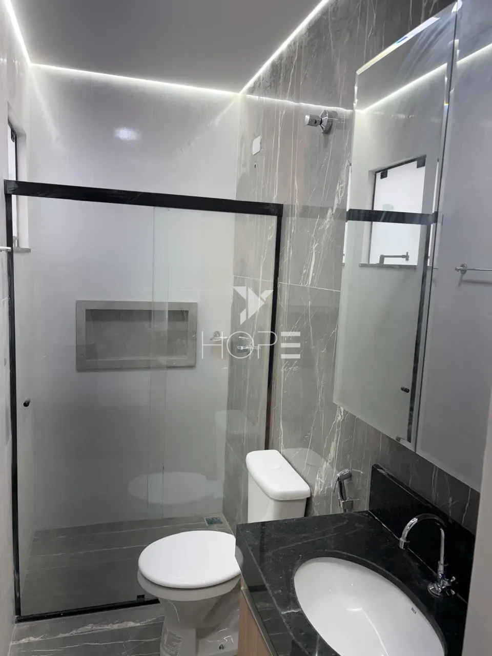 Imagens do imóveis Casa em Condomínio à Venda e Locação – 105m² – 3 Quartos (1 Suíte) – Condomínio Royal Norte – Zona Norte – Londrina/PR