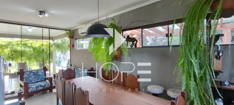 Casa à venda – 151 m² de área total – 72 m² privativos – Condomínio Estância Cabral – Cambé/PR