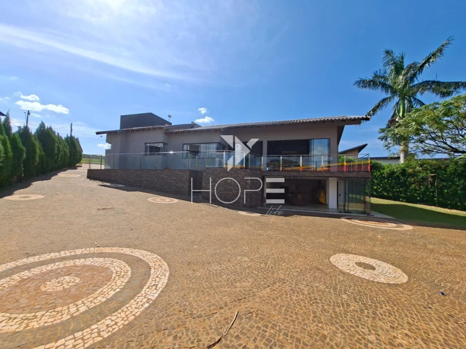 Imagens do imóveis Chácara de alto padrão à venda com 4 suítes – Condomínio Porto das Águas – Porecatu/PR