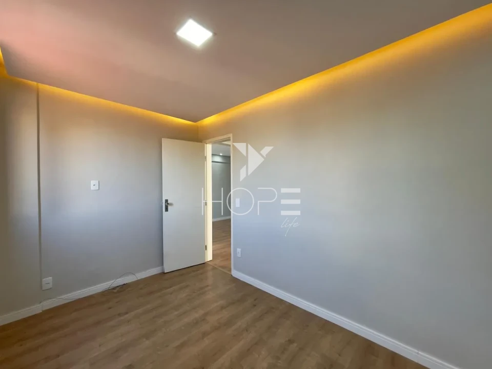 Apartamento à Venda – 59 m² – 2 Quartos – Edifício Torre de Belém – Centro – Londrina/PR