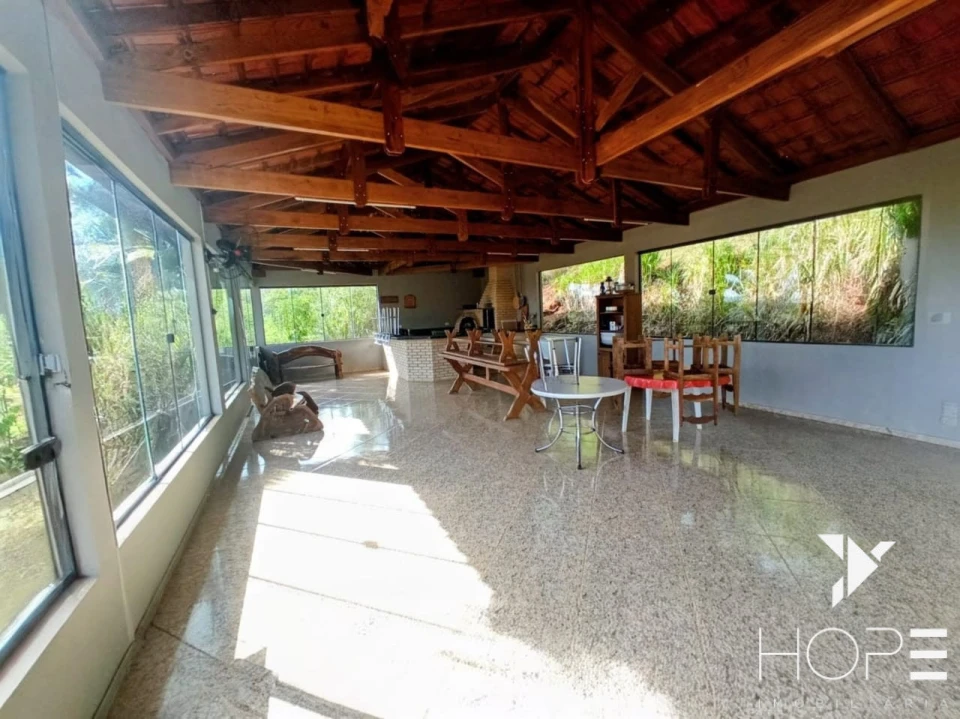 Chácara de 17.000 à Venda com Terreno Comercial – Bairro Limoeiro, Londrina/PR