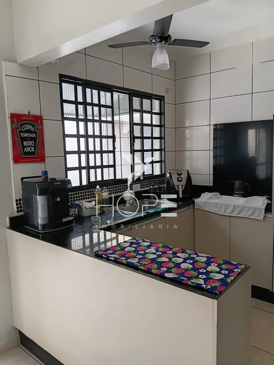 Casa com Edícula à Venda – 286m² – 4 Quartos (2 Suíte) – Bandeirantes – Zona Oeste – Londrina/PR