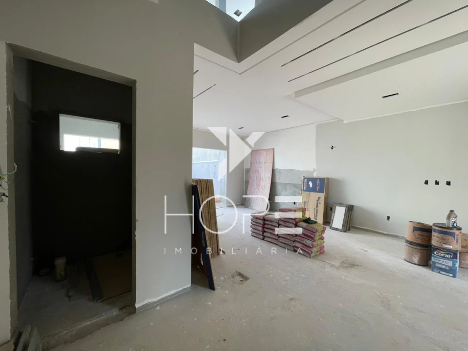 Sobrado em condomínio à venda – 105m² Privativos - Morada das Flores (Rosas) – Cambé/PR