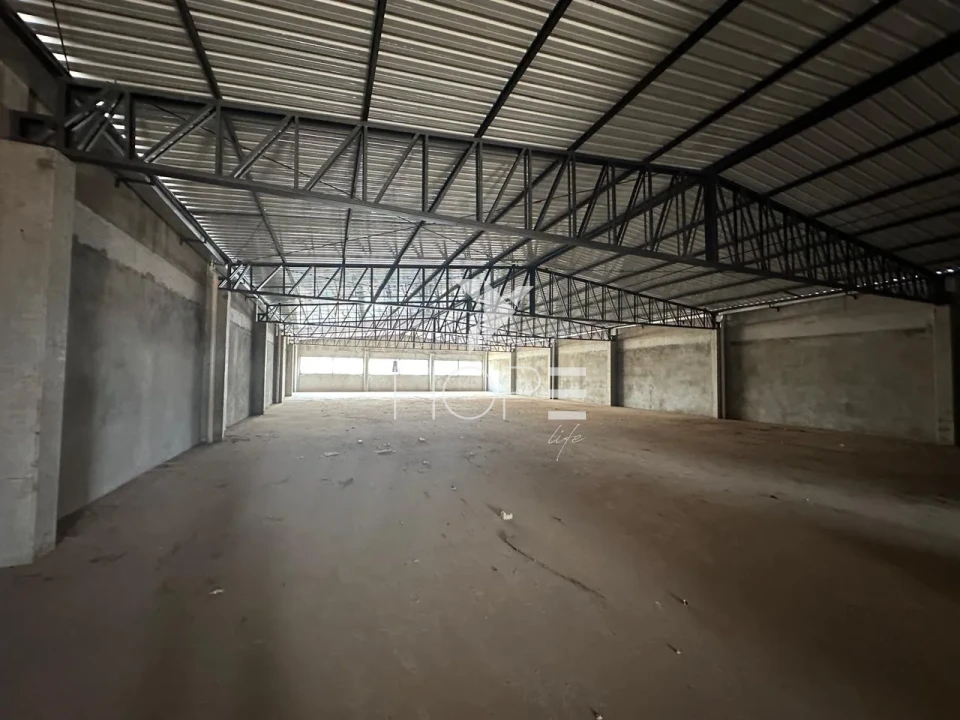 Imagens do imóveis Ponto comercial à venda com 1.300 m² - 3 pavimentos - Avenida Duque de Caxias - região central - Londrina PR