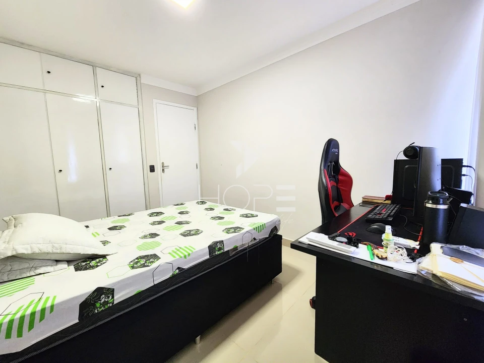 Condomínio Castelo Branco - apartamento à venda com 100m² - 3 quartos - 2 banheiros - 1 vaga - Jardim Bela Itália - Cambé PR