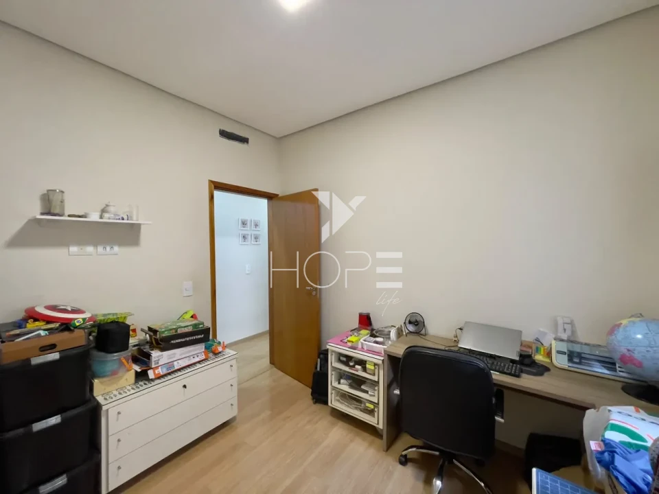 Imagens do imóveis Casa Assobradada à Venda – 153m² – 3 Quartos (1 Suíte) – Santa Mônica – Zona Norte – Londrina/PR