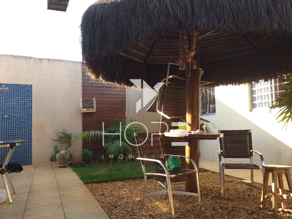 Casa à venda – 3 quartos – Jardim Monte Castelo II – Cambé/PR