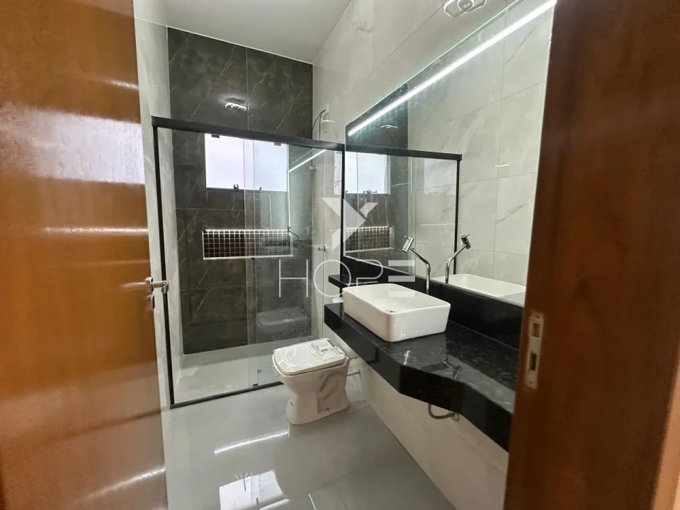 Imagens do imóveis Casa à venda – 3 quartos (1 suíte) – 150 m² – Jardim Bandeirantes – Londrina/PR