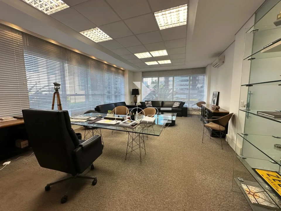 Imagens do imóveis Salas comerciais à venda com 206 m² e 2 vagas no Edifício Torre Montello – Gleba Palhano – Londrina/PR