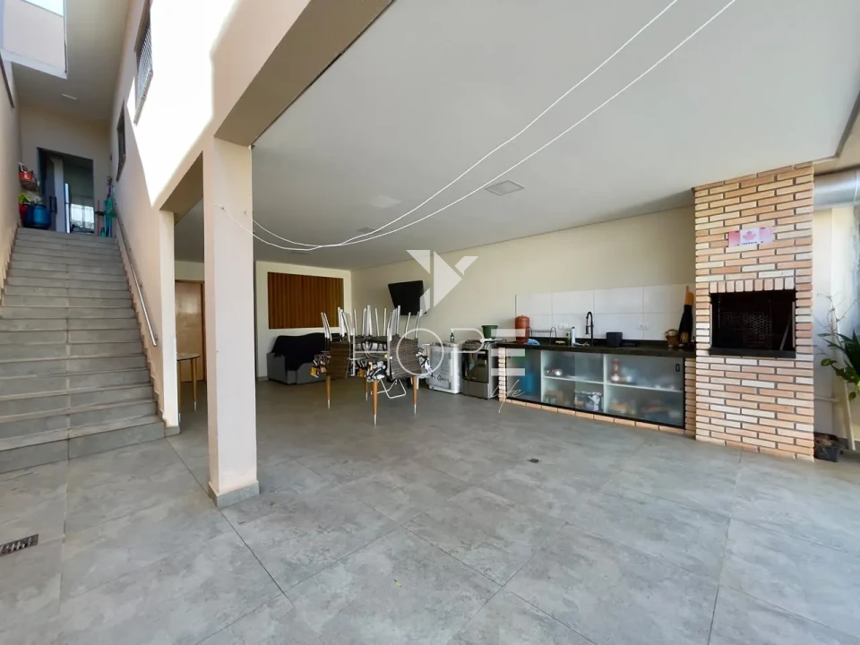 Imagens do imóveis Casa Assobradada à Venda – 153m² – 3 Quartos (1 Suíte) – Santa Mônica – Zona Norte – Londrina/PR