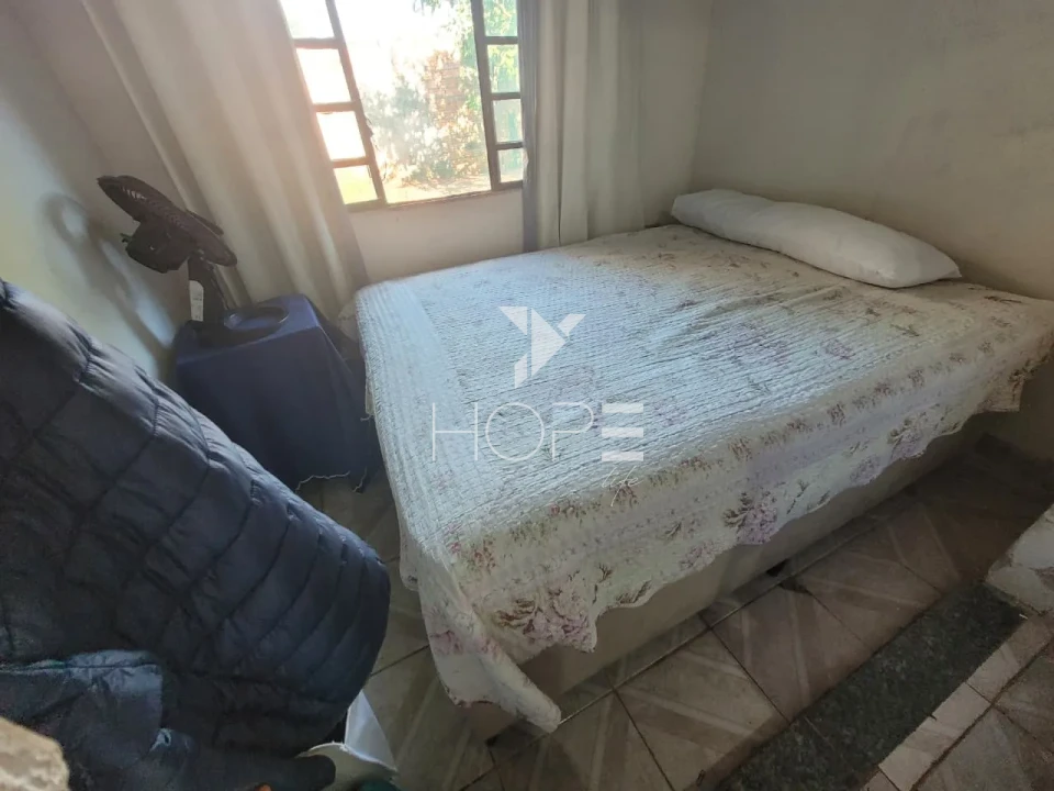 Imagens do imóveis Casa à venda com 77m² - 200m² de terreno - 2 quarto - 1 banheiro - 1 vaga - Jardim Josiane - Cambé PR