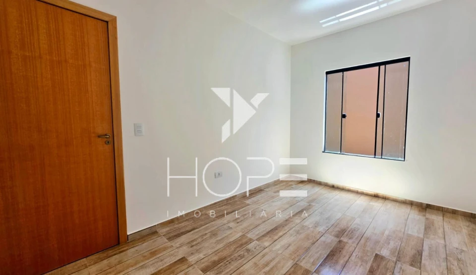 Casa Térrea em Condomínio para Venda e Locação – 3 Quartos(1 Suíte) – Condomínio Royal Norte – Zona Norte – Londrina/PR