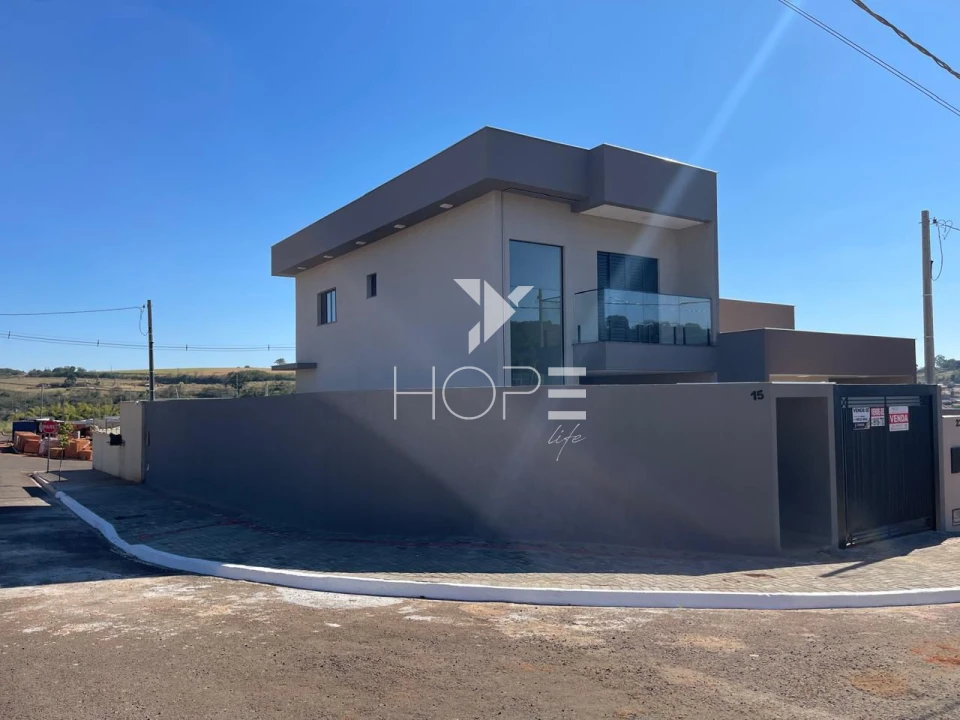 Imagens do imóveis Sobrado à venda ou locação com 120 m² – 3 quartos (1 suíte) – Parque do Vale – Ibiporã/PR