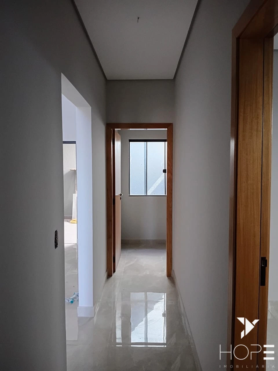 Casa à venda – 3 Quartos – Condomínio Royal Norte – Zona Norte – Londrina/PR