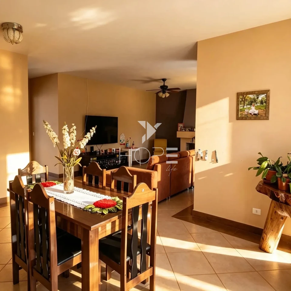 Imagens do imóveis Casa Térrea à Venda – 180m² – 3 Quartos (1 Suíte) – Vale dos Tucanos – Zona Sul – Londrina/PR