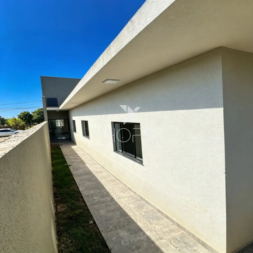 Imagens do imóveis Casa à Venda – 80m² – 3 Quartos (1 Suíte) – Gleba Simon Frazer – Jardim Tenerife - Zona Leste – Londrina/PR