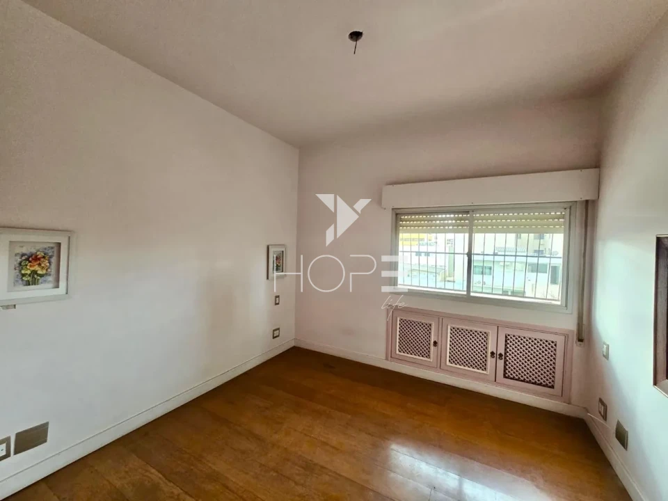 Imagens do imóveis Apartamento à Venda no Centro - 4 Quartos ( 1 Suíte)  3 Vagas - 240m² - Londrina/Pr.