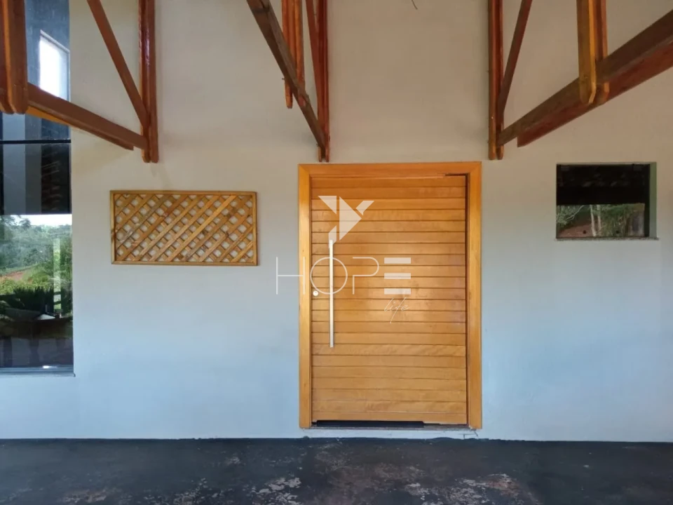 Imagens do imóveis Chácara à venda com 17.000m² - 5 quartos - 4 banheiros - 10 vagas - Estrada do Limoeiro - Londrina PR