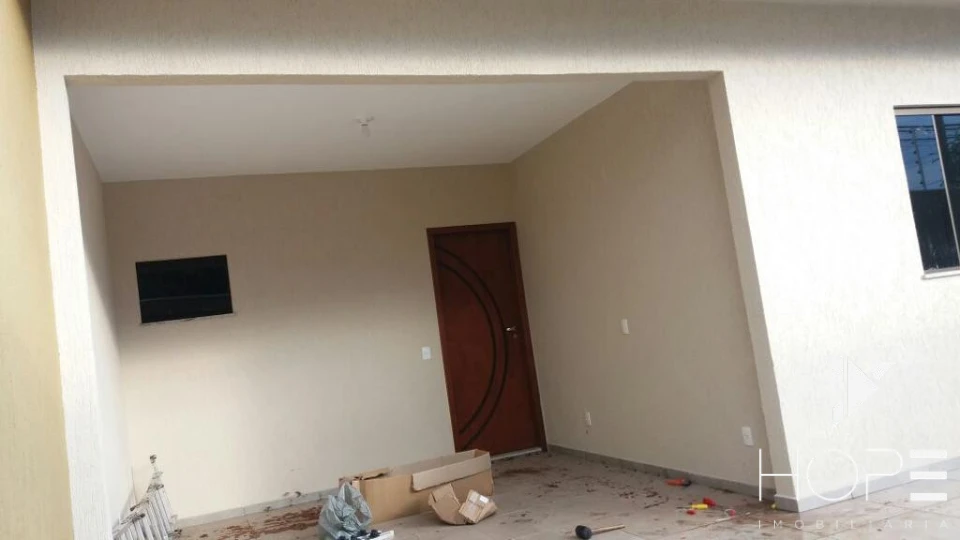 Imagens do imóveis Sobrado à venda – 145m² – 3 quartos com suíte – Conjunto Padre Bernardo Merckel – Arapongas/PR