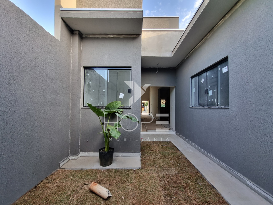 Imagens do imóveis CASA À VENDA EM CONDOMÍNIO NA ZONA NORTE