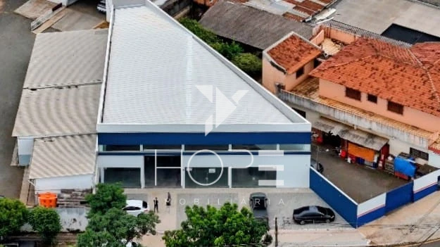 ESPAÇO COMERCIAL PARA LOCAÇÃO - PROXIMO A AV. TIRADENTES