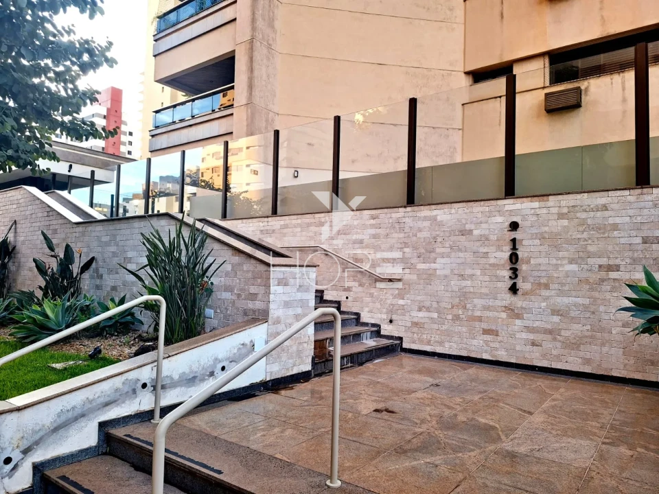 Edifício Di Cavalcanti - apartamento à venda com 292m² - 3 suítes - 2 vagas - Centro - próximo à Av. Higienópolis - Londrina PR