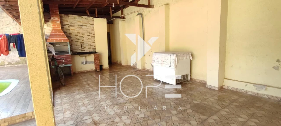 Casa à venda Jd. Bancários - Londrina-Pr.