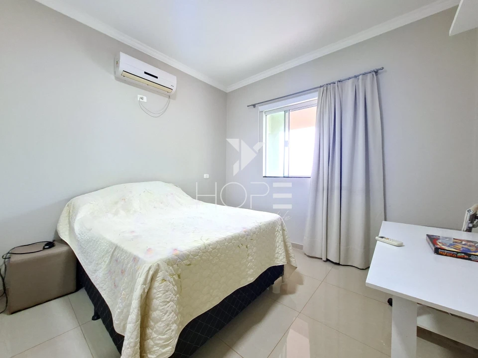 Imagens do imóveis Condomínio Porto das Águas - chácara à venda com 1.460 m² - 3 quartos sendo 1 suíte - piscina com spa - Porecatu PR