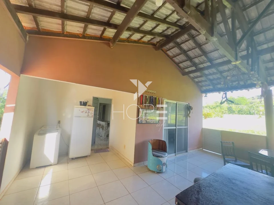 Imagens do imóveis Chácara à venda – 30.000 m² – Patrimônio Regina – Londrina/PR – Piscina e Espaço Gourmet