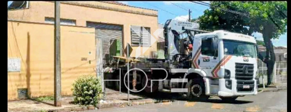 Barracão Comercial para Locação – 302 m² – Via Láctea – Londrina/PR