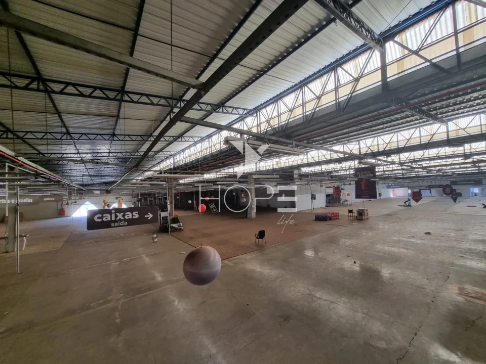 Imagens do imóveis Loja / ponto comercial de grande porte para locação com 6.817m² - Av Tiradentes - Rodocentro - mais de 100 vagas - Londrina PR