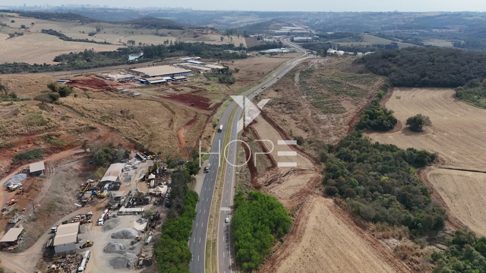 Imagens do imóveis Terreno industrial à venda com 148.000 m² - frente para PR-445 - Londrina PR