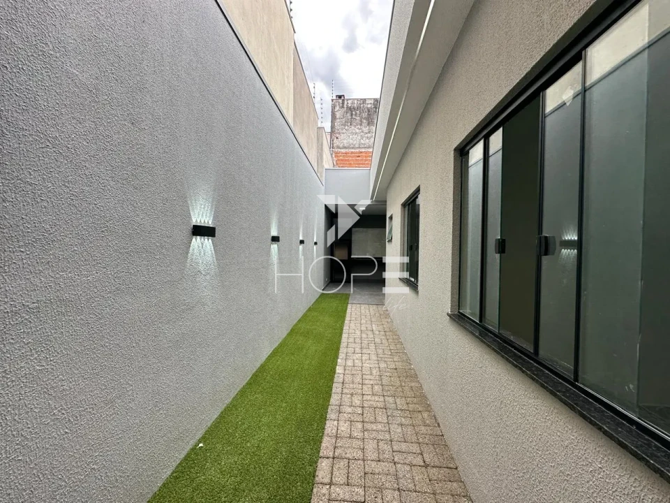 Imagens do imóveis Casa à venda – 3 quartos (1 suíte) – 150 m² – Jardim Bandeirantes – Londrina/PR