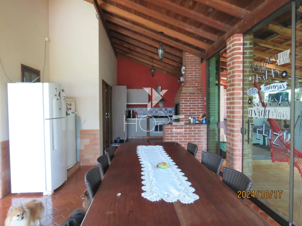 Imagens do imóveis Condominio de Chácaras Riviera do Poente - Chácara Molhada á Venda com 2632m² – 4 Quartos – Alvorada do Sul/PR