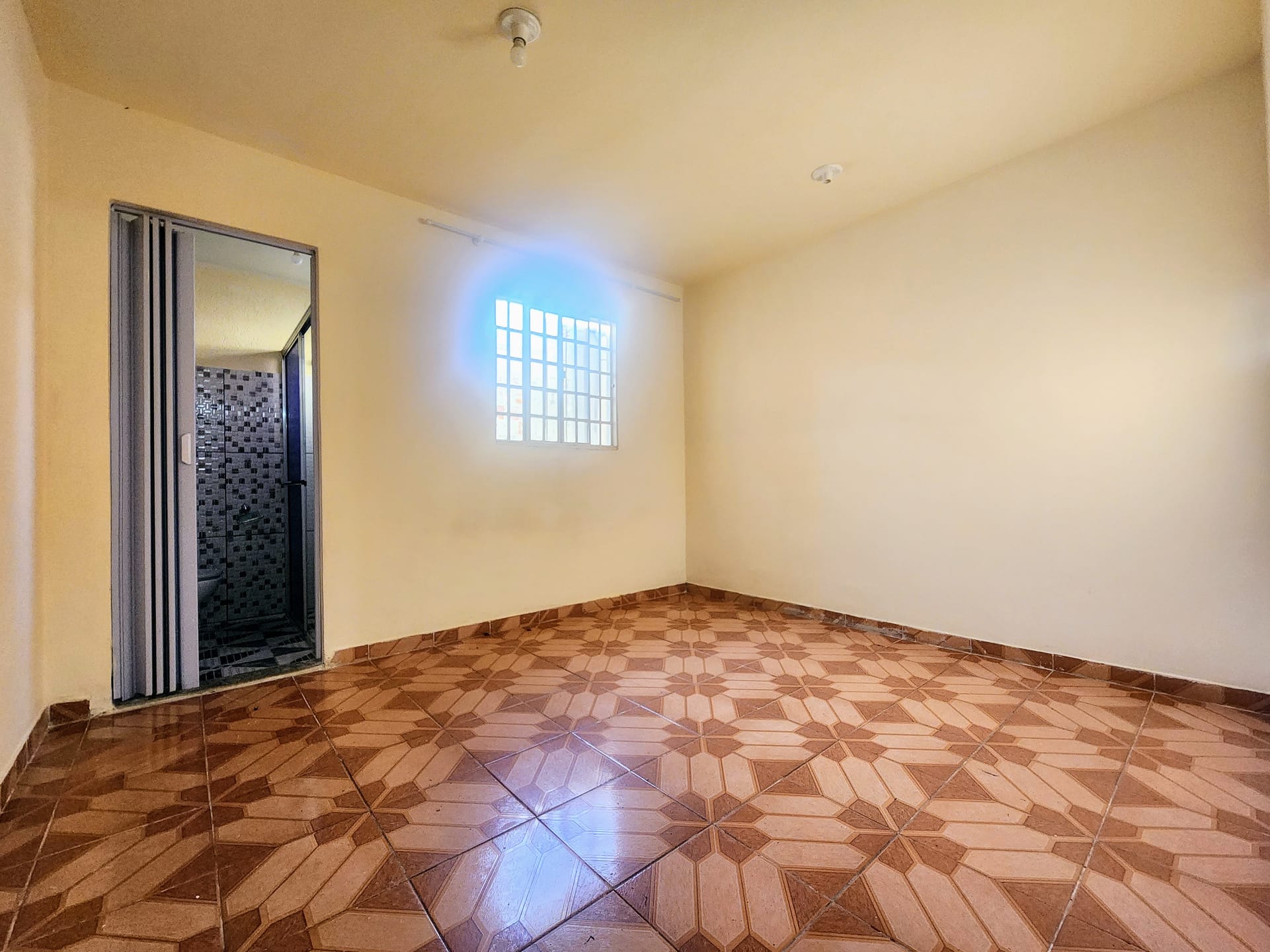 Imagens do imóveis Casa com edícula à venda no Bairro Ouro Verde, Londrina, PR