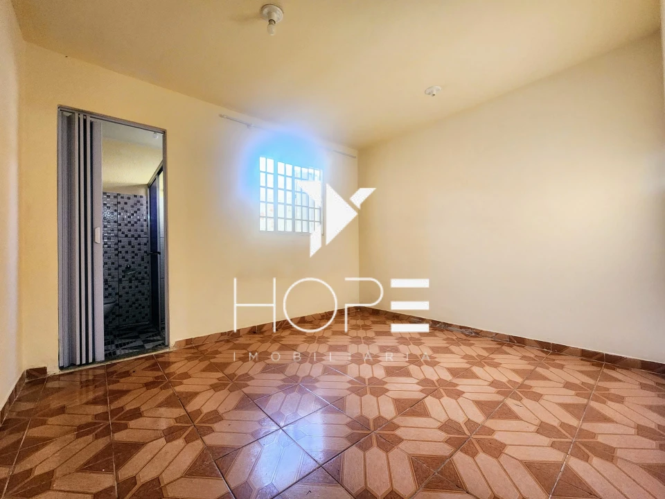 Casa com edícula à venda no Bairro Ouro Verde, Londrina, PR