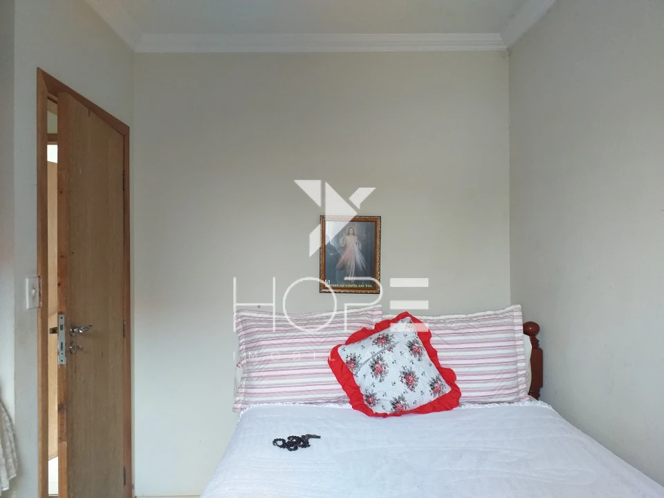 Casa à venda – 2 quartos– Conjunto do Café – Londrina/PR