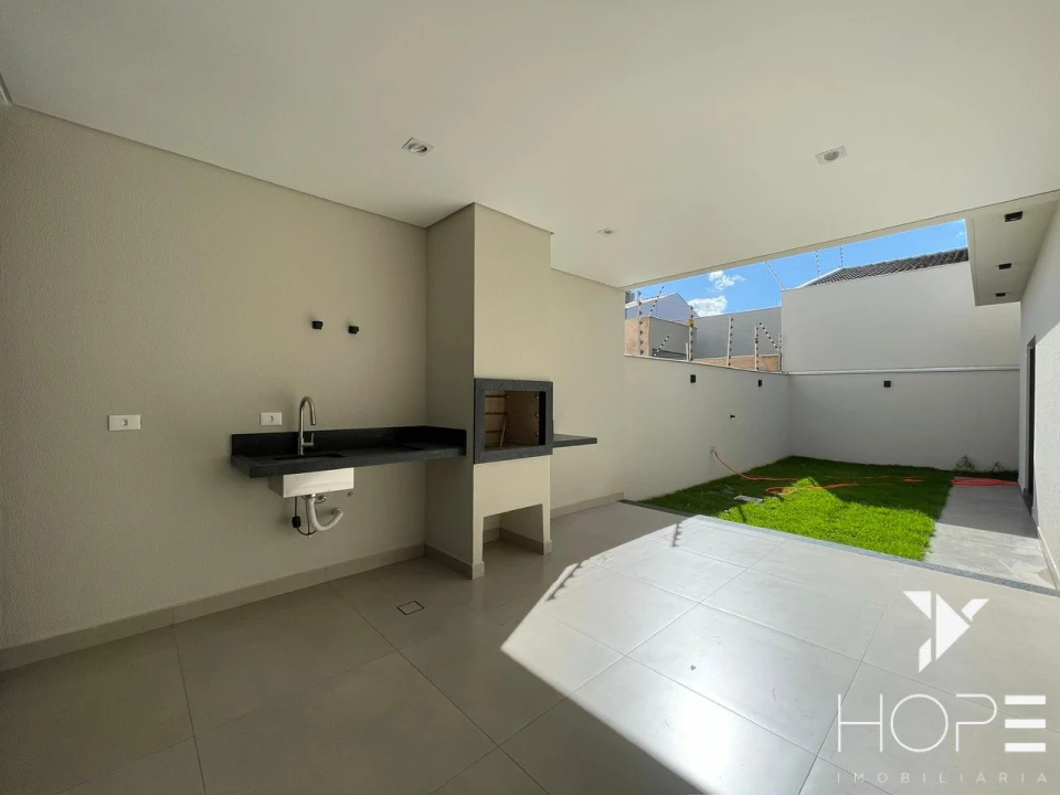 Casa térrea à venda – 250m² – Loteamento Chamonix – Zona Leste – Londrina/PR