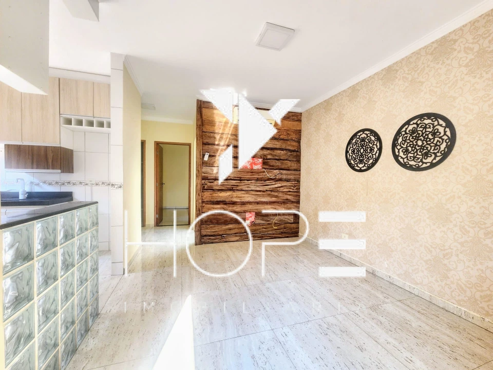 CASA  DE 150 m² A VENDA NA AVENIDA  DAS NACOES