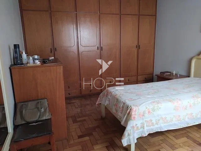 Imagens do imóveis Casa à venda com 250 m² - 3 quartos - 2 vagas - edícula - próximo ao Hospital Evangélico - Jardim Londrilar - Londrina PR