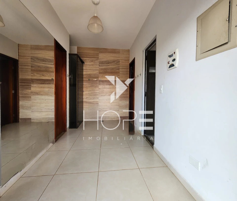 Sobrado à Venda 5 Quartos – Bairro Coliseu – Zona Norte Londrina PR