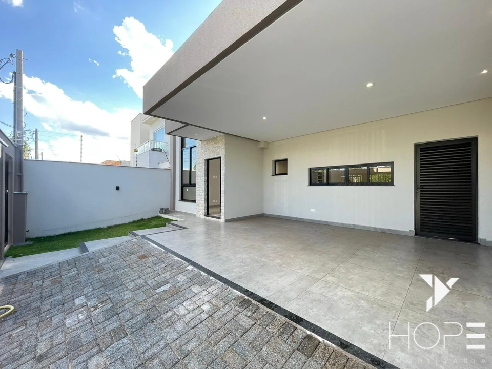 Casa térrea à venda – 250m² – Loteamento Chamonix – Zona Leste – Londrina/PR