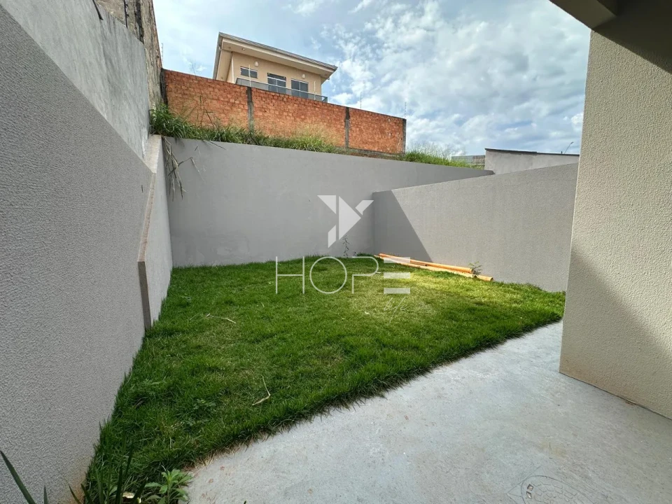 Imagens do imóveis Casa à venda com 3 quartos e 1 suíte no Jardim Colúmbia – 90 m² – Zona Oeste – Londrina