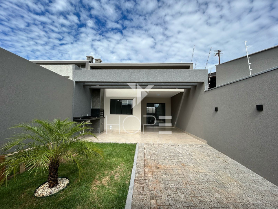 Casa disponível para venda - Jardim Terra Vermelha
