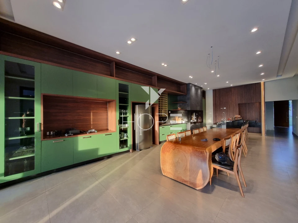 Imagens do imóveis Condomínio Riviera do Poente – Chácara Molhada porteira fechada À venda  – 4 suítes – 5 vagas – 2.600 m² – Alvorada do Sul/PR