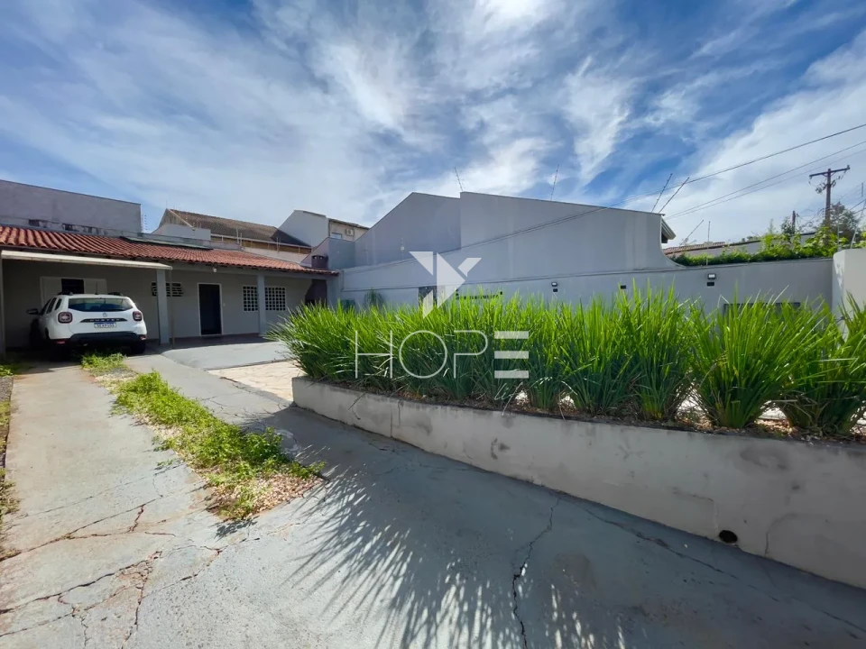 Imagens do imóveis Casa à Venda com Piscina – 62m² – 2 Quartos – Coliseu – Zona Norte – Londrina/PR