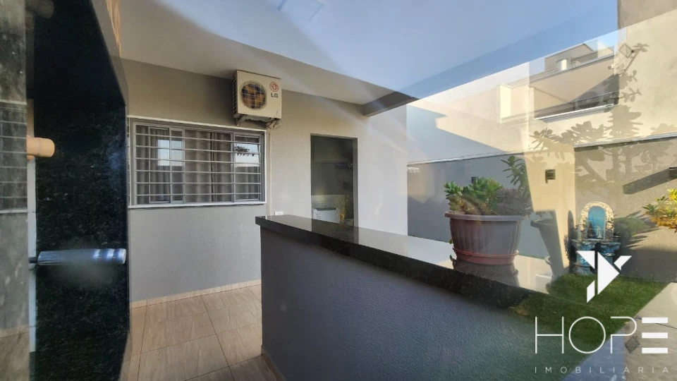 Imagens do imóveis Casa em Condomínio à Venda – 3 Quartos (1 Suíte) – 123m² – Residencial Heimtal Park – Zona Norte de Londrina/PR