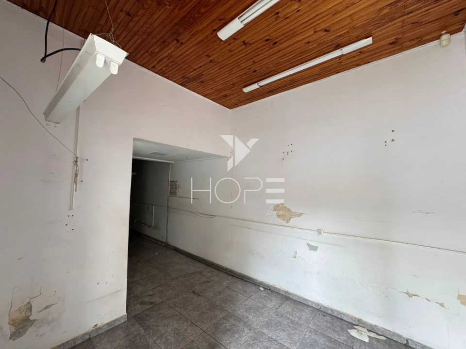 Imagens do imóveis Casa comercial com 260 m² - 6 vagas para clientes - edícula - Londrina PR